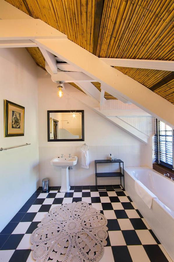 Bartinney Private Cellar Banhoek Stellenbosch Exteriör bild